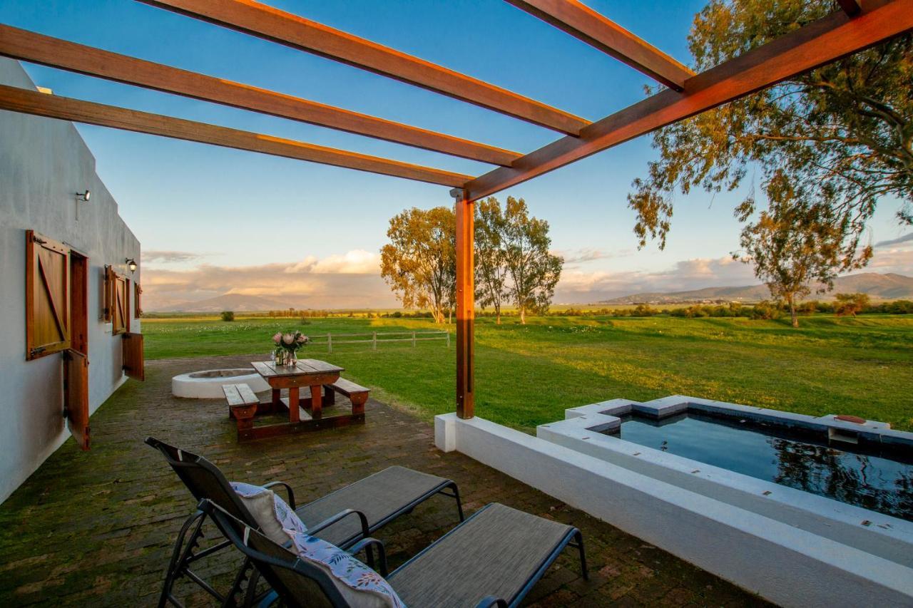 Denneboom Vineyards And Wildlife Apartment Paarl Bagian luar foto